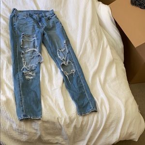 American Eagle mom jeans